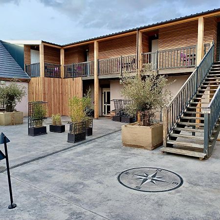Logis Hotel Volcan Sancy Nebouzat ภายนอก รูปภาพ