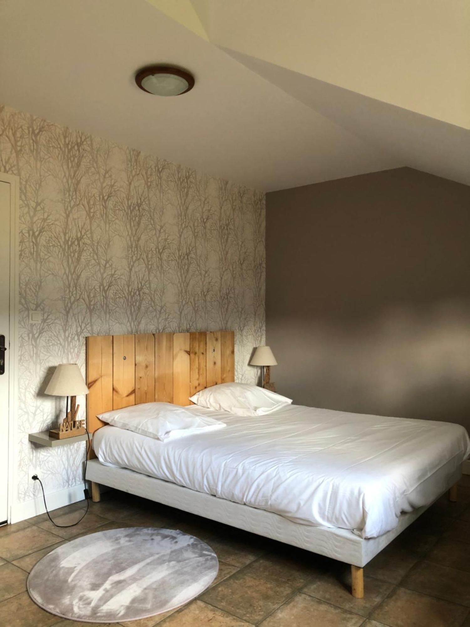 Logis Hotel Volcan Sancy Nebouzat ภายนอก รูปภาพ